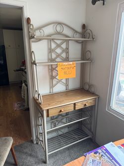 Estate Sale-Baker’s Rack/Shelf