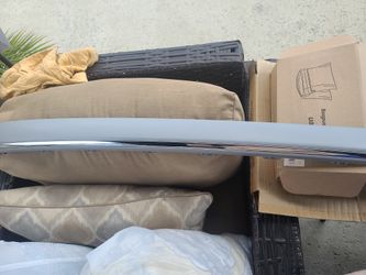2003-2006 Mercedes-Benz E-Class Sedan Rear Bumper Center Molding OEM