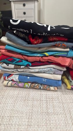 Boys 5T shirts 38 Total for $20