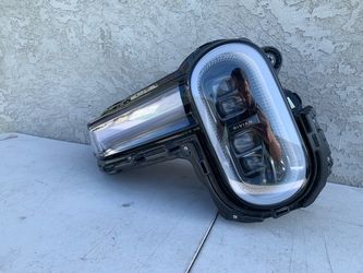 Rivian R1T R1S Right Passenger Headlight