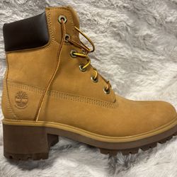 Size 10 Women’s Timberland Boots