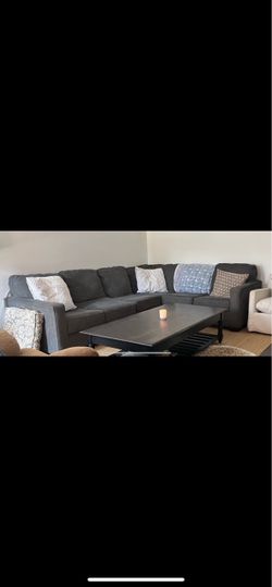 Sectional Couch 6 seat
