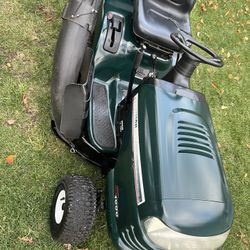 Craftsman Riding Lawnmower With Dual Bagger Attachment 