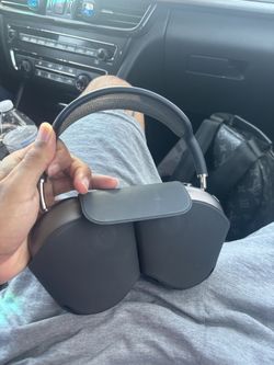 airpod maxs