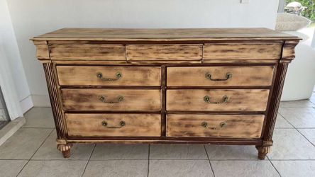 ETHAN ALLEN SOLID WOOD DRESSER / BUFFET / SIDEBOARD – MADE IN AMERICA – 63” WIDE
