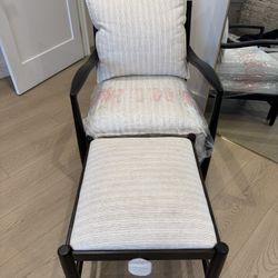 Chair Plus Ottoman