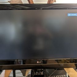 36" TV W/ Remote