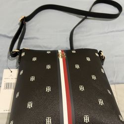 Tommy Hilfiger Jaden Crossbody