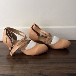 Ballroom dance shoes