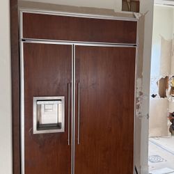 Monogram 48 Inch Built In Refrigerator. 1 Year Old. 