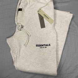 Essentials Fear of God Sweatpants – Light Oatmeal (Size L)