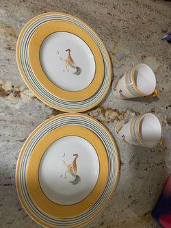 2 sets of dishes rooster designs