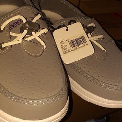 Zapatos para mujercolor gris nuevos no caja 13