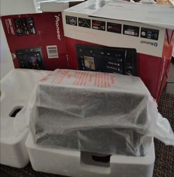 Pioneer double din dmh -130