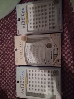 3 packs of eyelash extensions 25 dollar packs