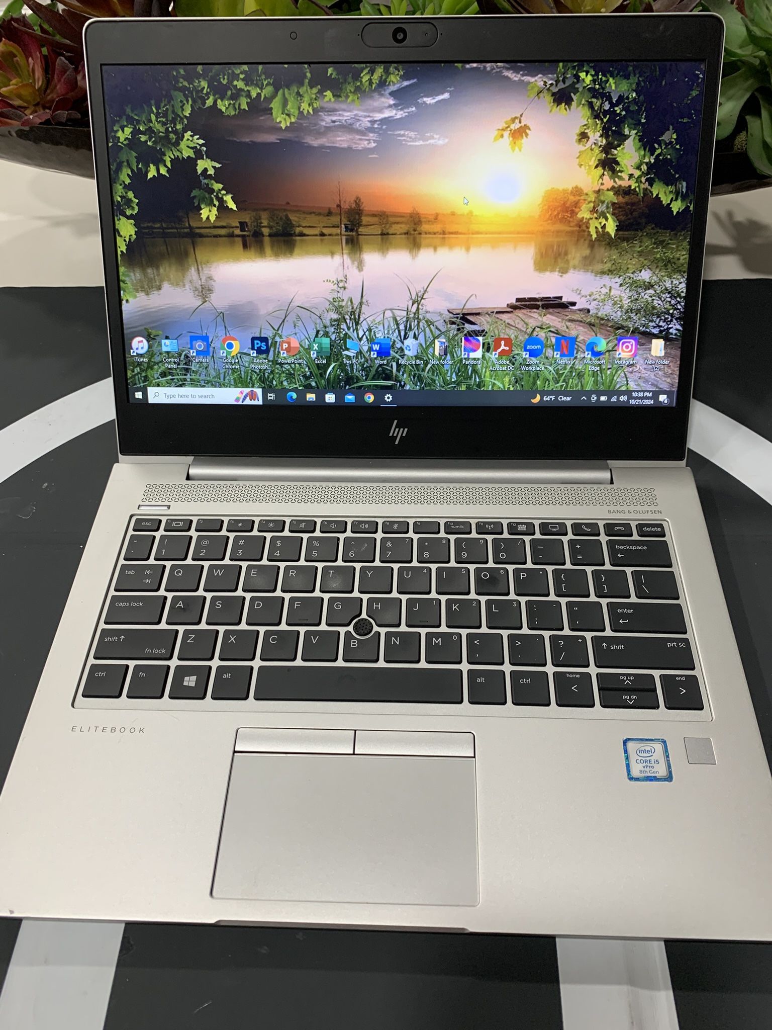 i5…i5…i5… HP ÉLITEBOOK  model # 850-G6 …8 GENERATION  comes with BANG & OLUFSEN  SOUND VERY CLEAR  128 GB SOLID STATE HARD DRIVE …( capacity )  8.0 GB