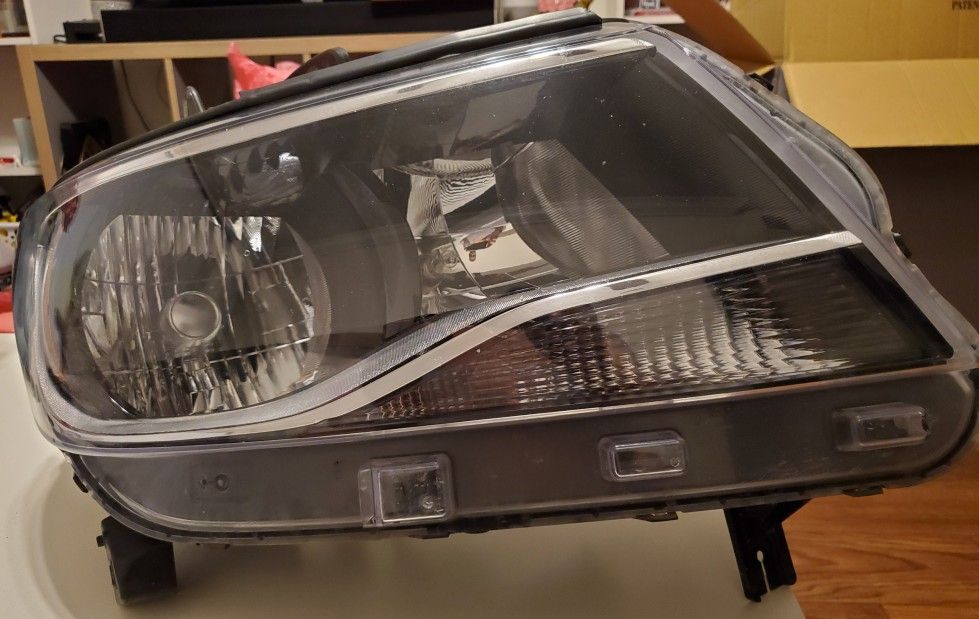 2015-2020 Chevy Colorado headlights