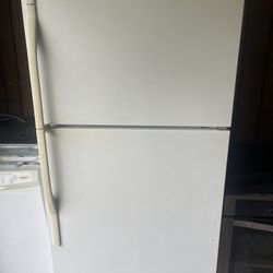 Whirlpool Refrigerator 