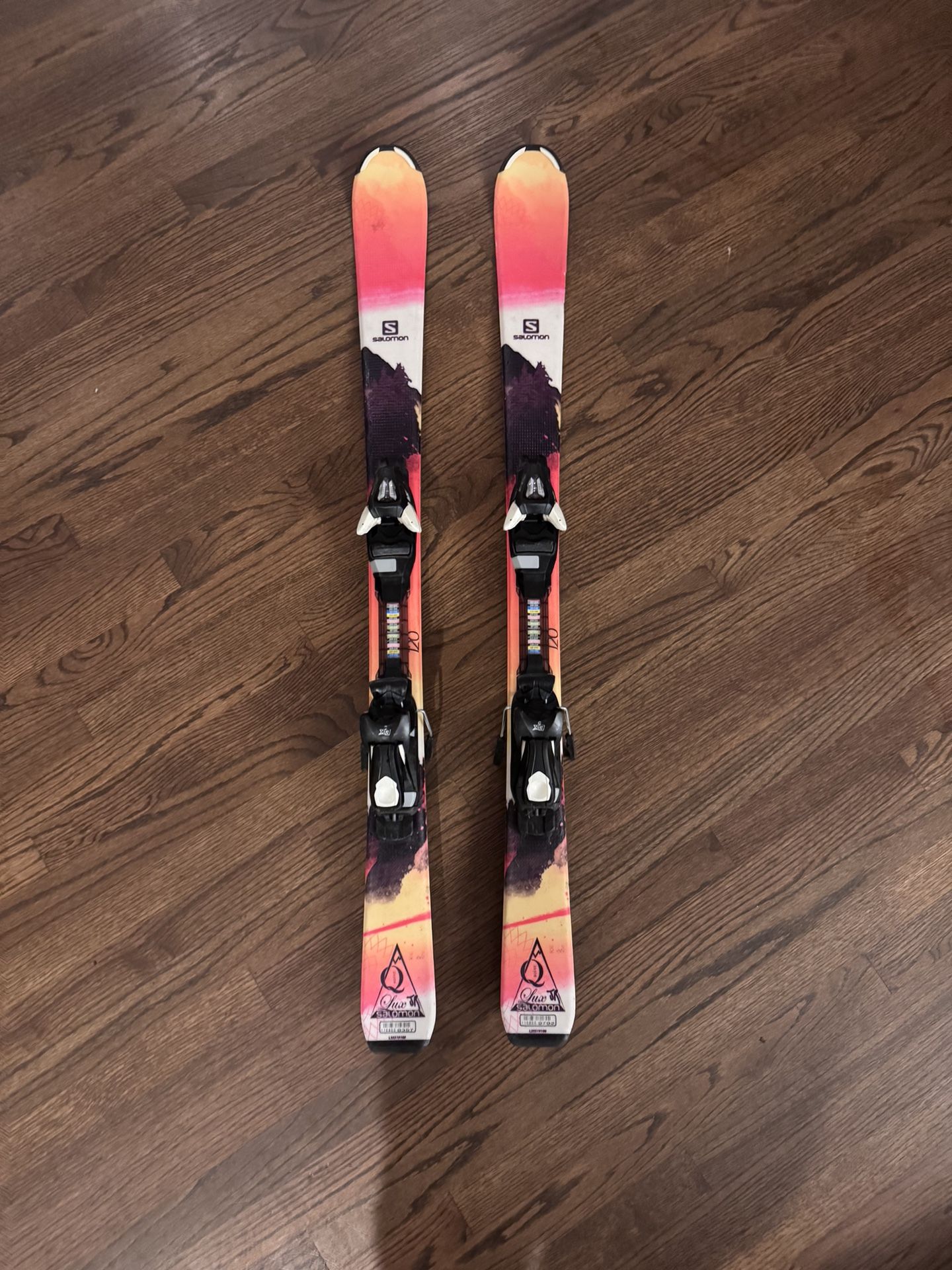 Lux Jr Salomon Skis (120cm 47.2 In)