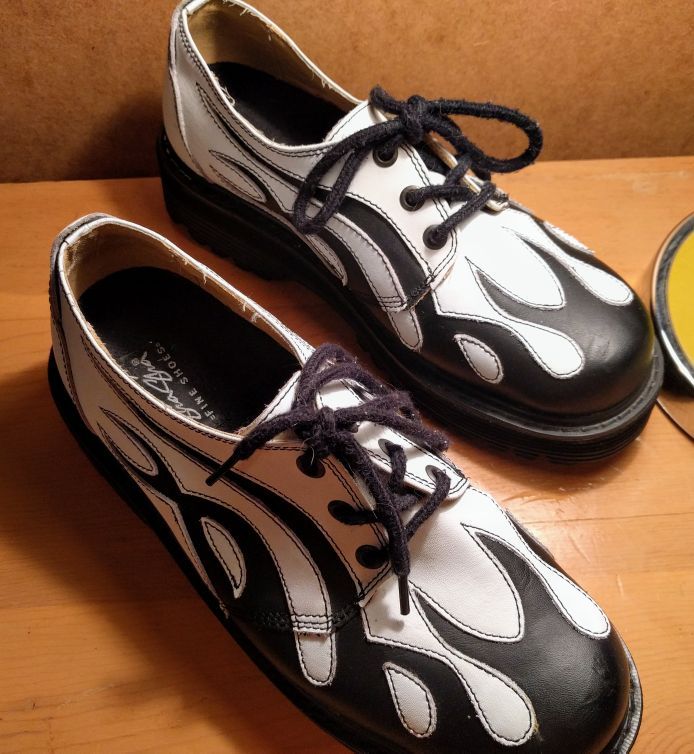 Sha Sha shoes with stash spot