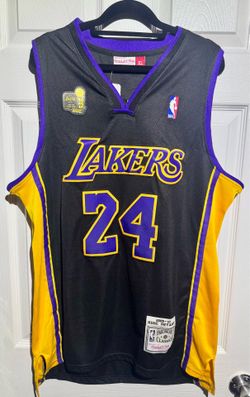 Kobe Bryant Jersey #24