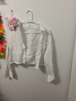 Dazy button up