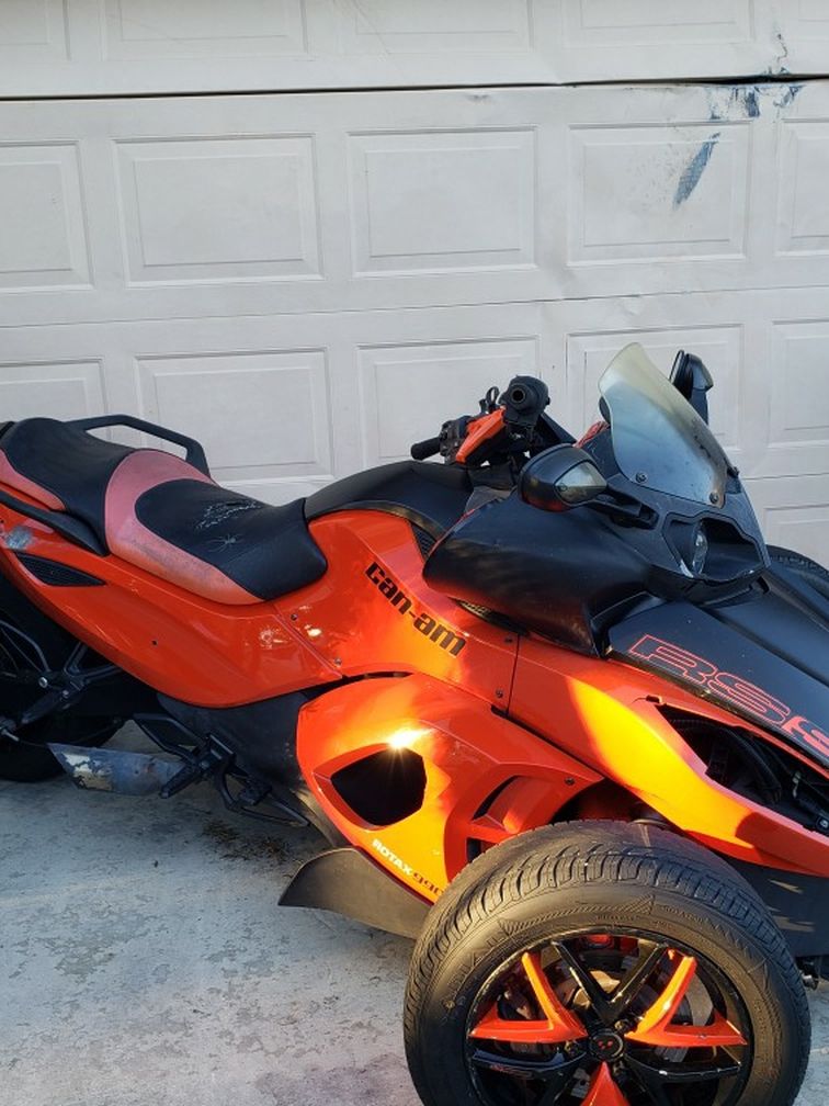 2012 Can Am Spyder RS-S Se5