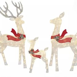 Reindeers Family Set
