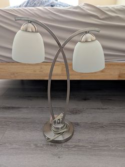 Metal table lamp