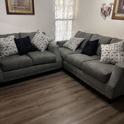 Brand New Piece Set Couch 