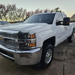 2019 Chevy Silverado 2500hd 4x4  Short Bed