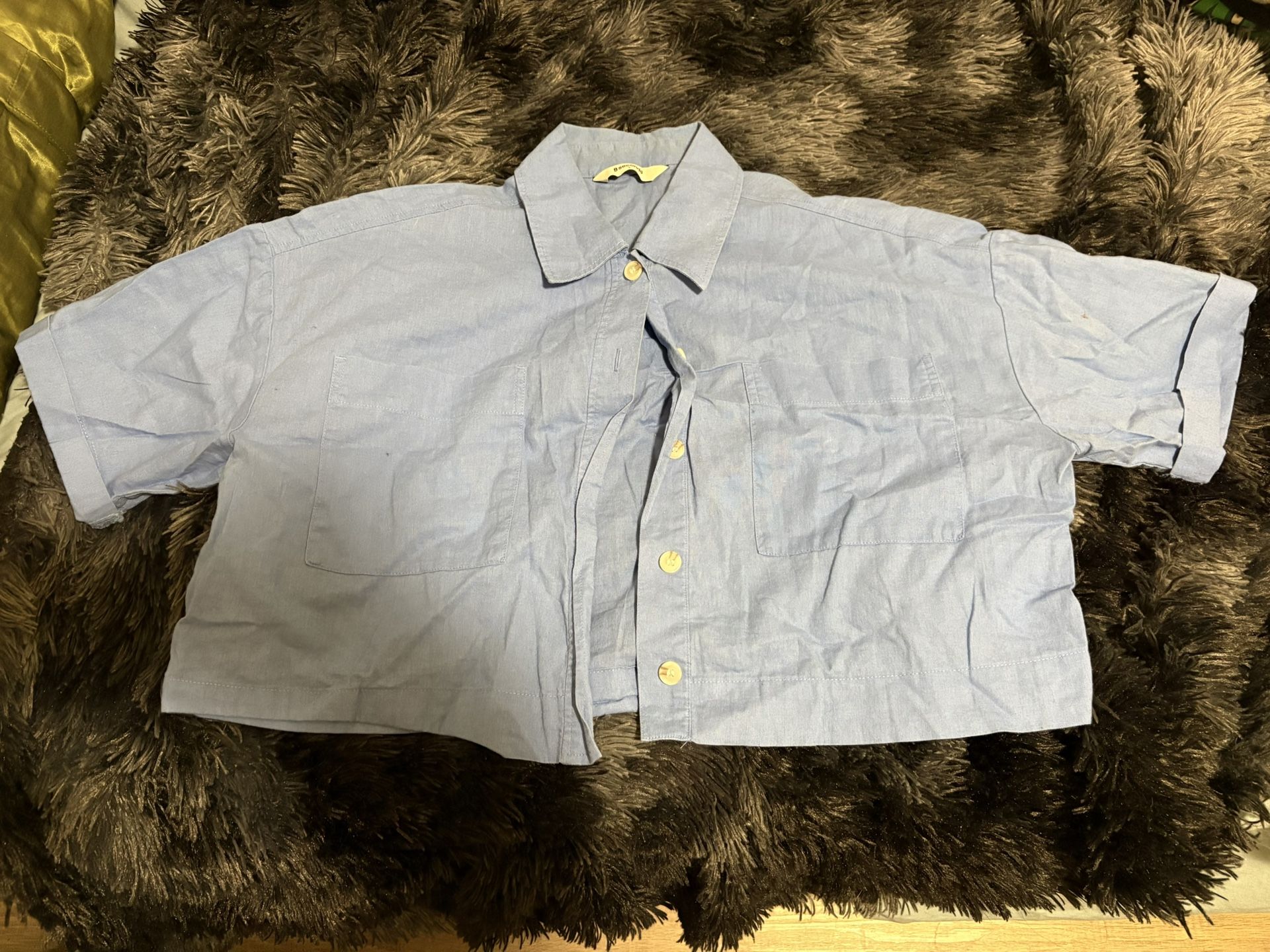 cropped button up shirts