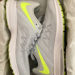 Nike Womens Size 9 Athletic Shoe 