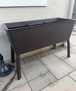 Raised bed