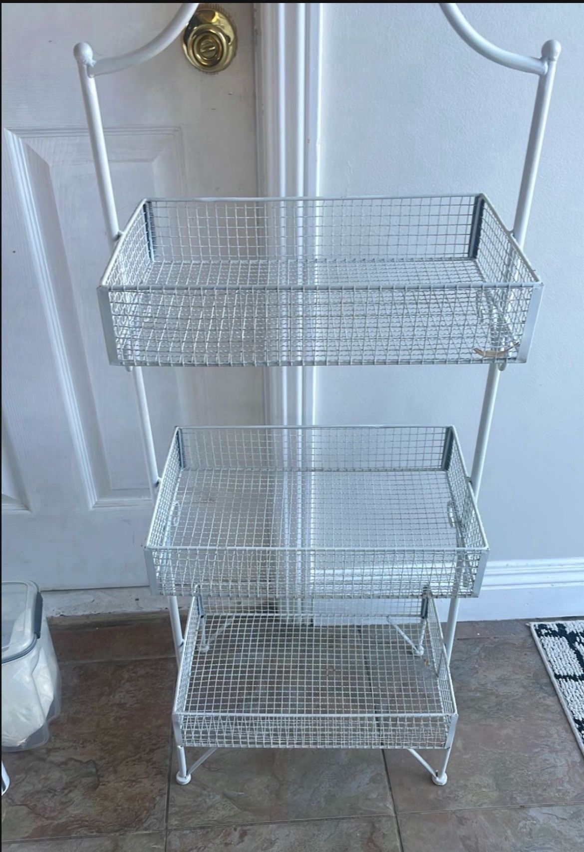 Must go today- Like New Kitchen cart