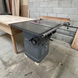 Rockwell/Delta Uni Saw. 10 Inch 220.