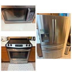 Fridge/stove/microwave 