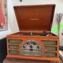Crosley 5-in-1 Rochester Record Player