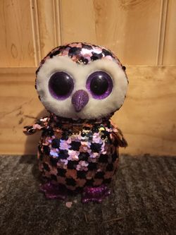 Sequin penguin