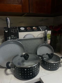 Disney Home Mickey Mouse Ceramic Nonstick Cookware Set 7piece