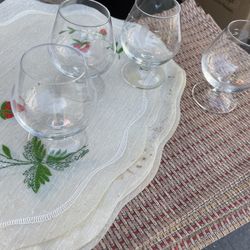 Set Of 4 Whiskey / Beer Glasses