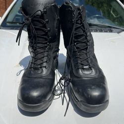 proper hydroguard boots