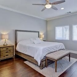 Bedroom Set - Cal King - Mattress Not Included 