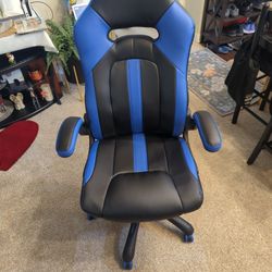Black and blue Gaming Chair 