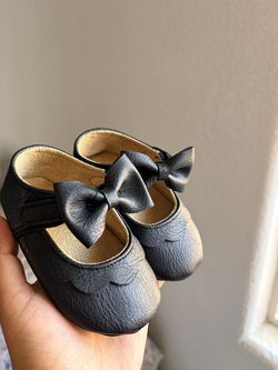 Baby girl maryjane shoes size 12-18 months