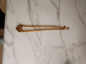 Juicy couture gold tone heavy chain Herat charm logo toggle clasp