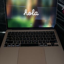 Apple MacBook Air 13” – Gold – Working / Factory Reset (Occasional Screen Issue)