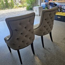 Free Chairs