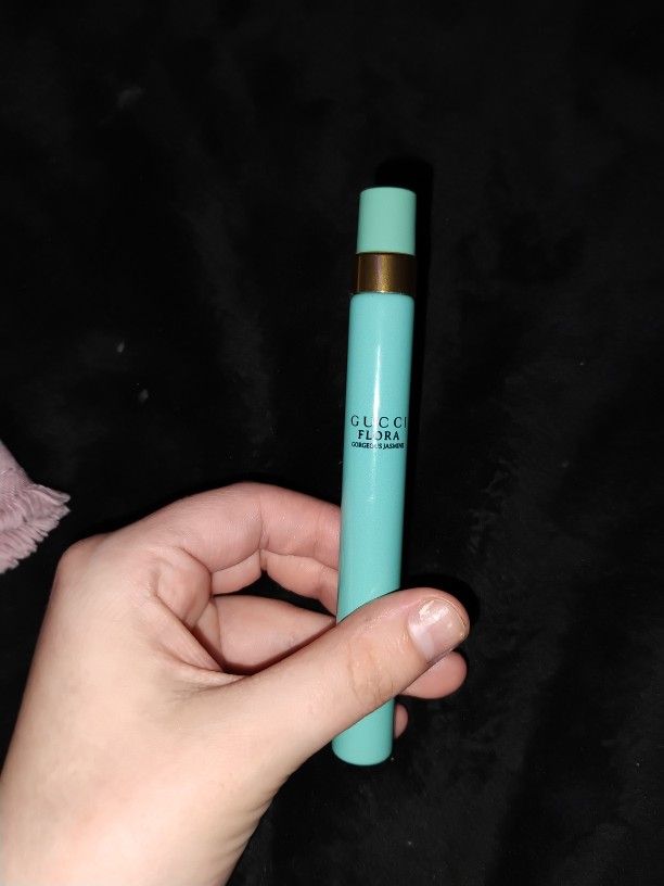 Gucci Flora Gorgeous Jasmine Perfume