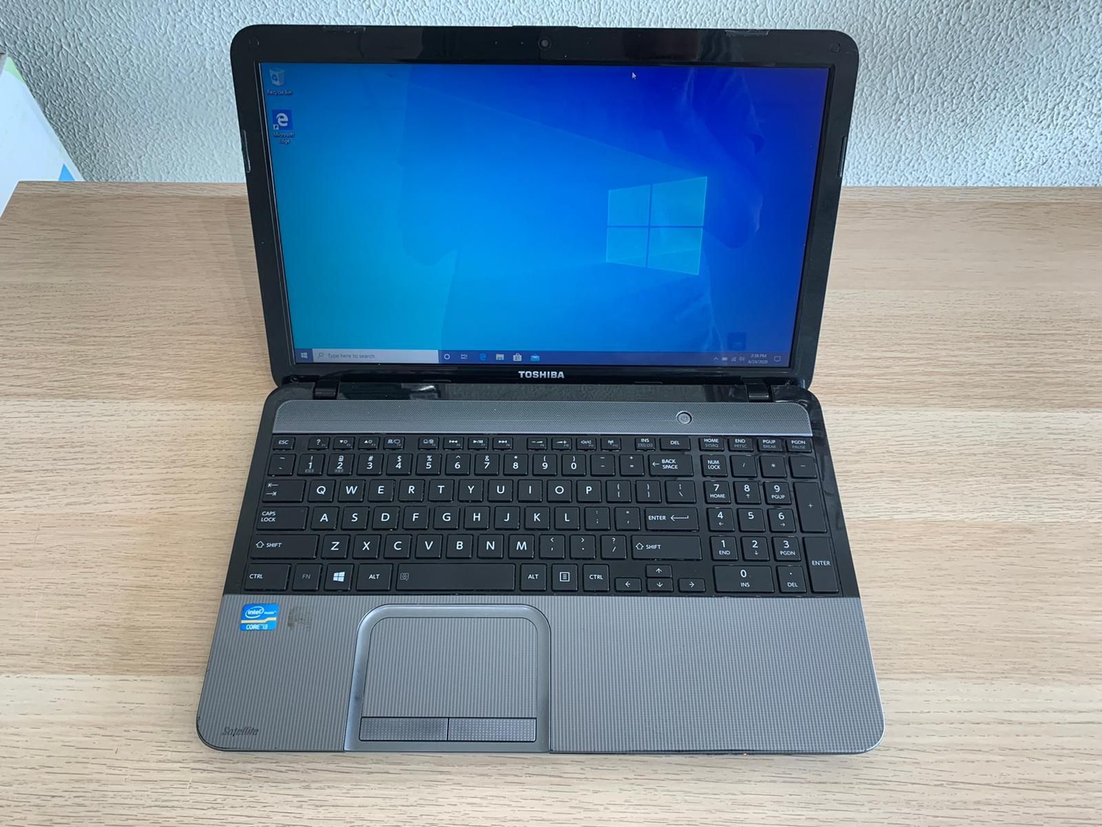 Toshiba Satellite L855 15” i3//8GB Ram//120GB SSD -Windows 10!!!!